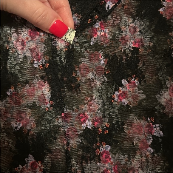 Free people top size small - Picture 2 of 2